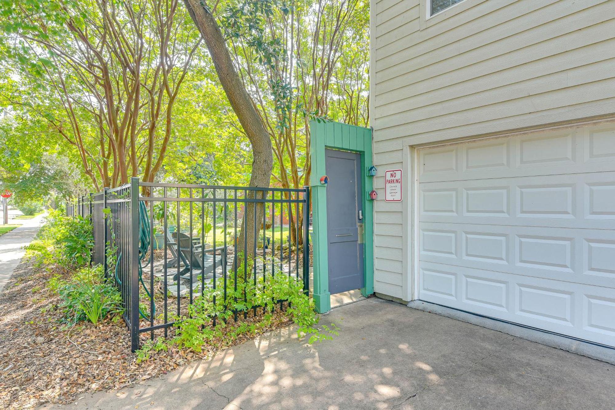 Cozy Galveston Apartment With Private Beach Pass! Exterior foto